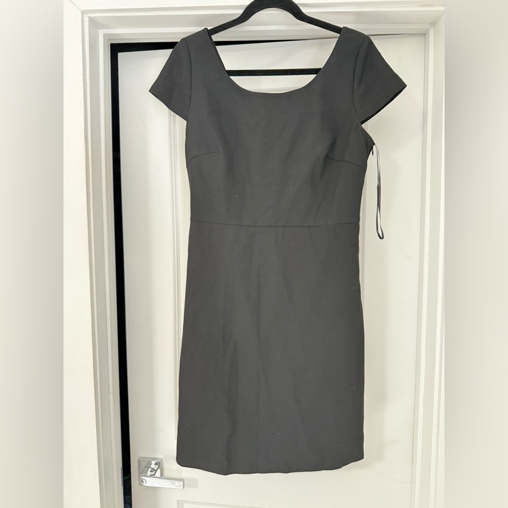 Diane Von Furstenberg Black Cap Sleeve Mini Dress